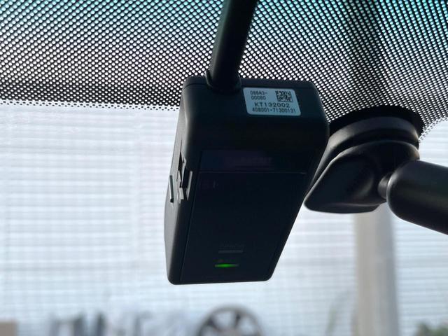 ８６ ＧＴリミテッド　ブラックパッケージ　ブレンボ製キャリパー　純正ナビ　バックカメラ　ＥＴＣ　ドライブレコーダー　純正１７インチアルミホイール　ＬＥＤヘッドライト　シートヒーター　クルーズコントロール　デュアルオートエアコン（33枚目）