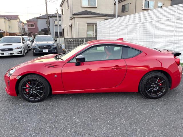 ８６ ＧＴリミテッド　ブラックパッケージ　ブレンボ製キャリパー　純正ナビ　バックカメラ　ＥＴＣ　ドライブレコーダー　純正１７インチアルミホイール　ＬＥＤヘッドライト　シートヒーター　クルーズコントロール　デュアルオートエアコン（43枚目）