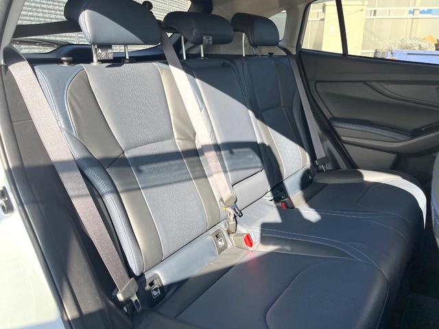 ＸＶ アドバンス　革シートセット　アイサイトセイフティプラス　ルーフレール　純正ナビ　バックカメラ　ＥＴＣ　ドライブレコーダー　ＬＥＤヘッドライト　純正１８インチアルミホイール　パワーシート　スマートキー（9枚目）