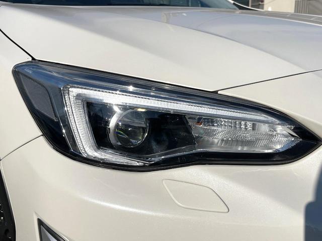 ＸＶ アドバンス　革シートセット　アイサイトセイフティプラス　ルーフレール　純正ナビ　バックカメラ　ＥＴＣ　ドライブレコーダー　ＬＥＤヘッドライト　純正１８インチアルミホイール　パワーシート　スマートキー（12枚目）