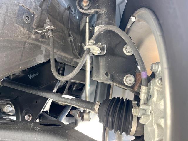 ＸＶ アドバンス　革シートセット　アイサイトセイフティプラス　ルーフレール　純正ナビ　バックカメラ　ＥＴＣ　ドライブレコーダー　ＬＥＤヘッドライト　純正１８インチアルミホイール　パワーシート　スマートキー（19枚目）