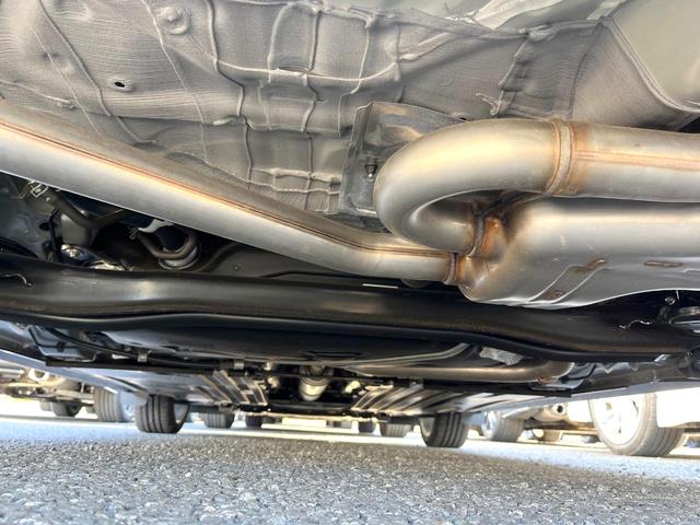 スイフトスポーツ ベースグレード　全周囲カメラ　衝突被害軽減システム　レーダークルーズ　シートヒーター　ドラレコ　コーナーセンサー　スマートキー　ＬＥＤヘッド　ビルトインＥＴＣ　純正１７インチアルミ　車線逸脱警報（19枚目）