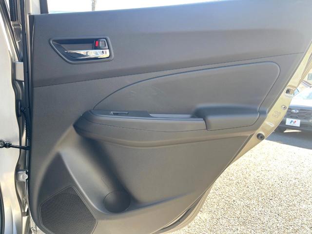 スイフトスポーツ ベースグレード　全周囲カメラ　衝突被害軽減システム　レーダークルーズ　シートヒーター　ドラレコ　コーナーセンサー　スマートキー　ＬＥＤヘッド　ビルトインＥＴＣ　純正１７インチアルミ　車線逸脱警報（42枚目）