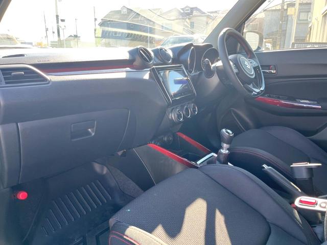 スイフトスポーツ ベースグレード　全周囲カメラ　衝突被害軽減システム　レーダークルーズ　シートヒーター　ドラレコ　コーナーセンサー　スマートキー　ＬＥＤヘッド　ビルトインＥＴＣ　純正１７インチアルミ　車線逸脱警報（46枚目）