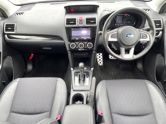 フォレスター ２．０ＸＴ　アイサイト　パワーバックドア　ルーフレール　純正ナビ　バックカメラ　ＥＴＣ　ドライブレコーダー　アイサイトＶｅｒ３　純正１８インチアルミホイール　ＬＥＤヘッドライト　パワーシート　シートヒーター　スマートキー（2枚目）