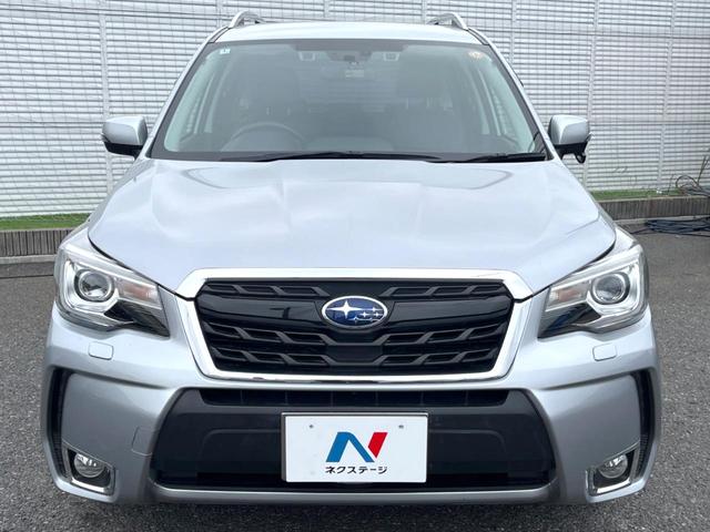 フォレスター ２．０ＸＴ　アイサイト　パワーバックドア　ルーフレール　純正ナビ　バックカメラ　ＥＴＣ　ドライブレコーダー　アイサイトＶｅｒ３　純正１８インチアルミホイール　ＬＥＤヘッドライト　パワーシート　シートヒーター　スマートキー（14枚目）