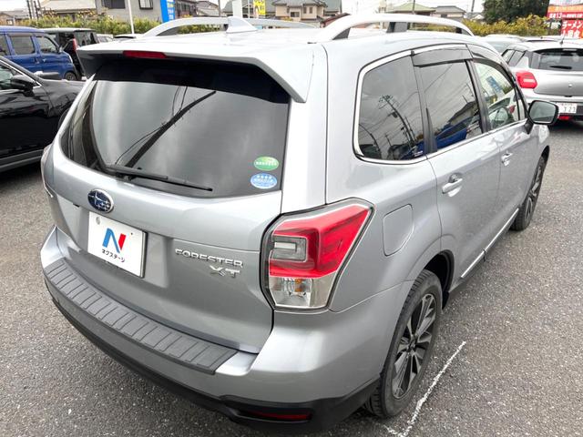 フォレスター ２．０ＸＴ　アイサイト　パワーバックドア　ルーフレール　純正ナビ　バックカメラ　ＥＴＣ　ドライブレコーダー　アイサイトＶｅｒ３　純正１８インチアルミホイール　ＬＥＤヘッドライト　パワーシート　シートヒーター　スマートキー（17枚目）