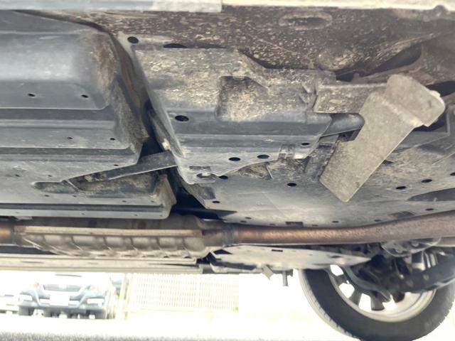 フォレスター ２．０ＸＴ　アイサイト　パワーバックドア　ルーフレール　純正ナビ　バックカメラ　ＥＴＣ　ドライブレコーダー　アイサイトＶｅｒ３　純正１８インチアルミホイール　ＬＥＤヘッドライト　パワーシート　シートヒーター　スマートキー（26枚目）