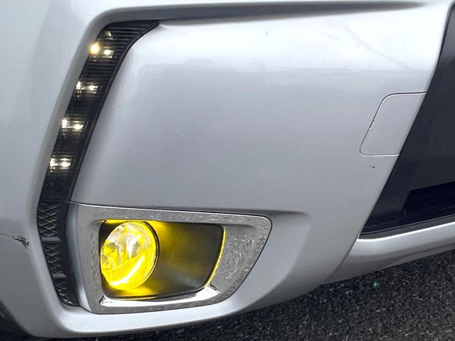 フォレスター ２．０ＸＴ　アイサイト　パワーバックドア　ルーフレール　純正ナビ　バックカメラ　ＥＴＣ　ドライブレコーダー　アイサイトＶｅｒ３　純正１８インチアルミホイール　ＬＥＤヘッドライト　パワーシート　シートヒーター　スマートキー（28枚目）