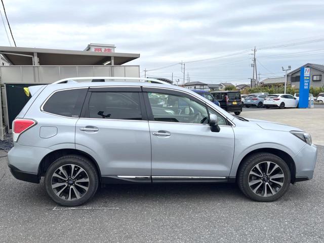 フォレスター ２．０ＸＴ　アイサイト　パワーバックドア　ルーフレール　純正ナビ　バックカメラ　ＥＴＣ　ドライブレコーダー　アイサイトＶｅｒ３　純正１８インチアルミホイール　ＬＥＤヘッドライト　パワーシート　シートヒーター　スマートキー（30枚目）