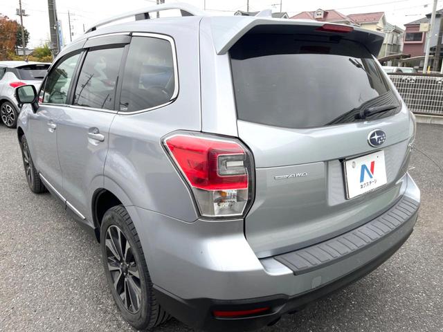 フォレスター ２．０ＸＴ　アイサイト　パワーバックドア　ルーフレール　純正ナビ　バックカメラ　ＥＴＣ　ドライブレコーダー　アイサイトＶｅｒ３　純正１８インチアルミホイール　ＬＥＤヘッドライト　パワーシート　シートヒーター　スマートキー（31枚目）