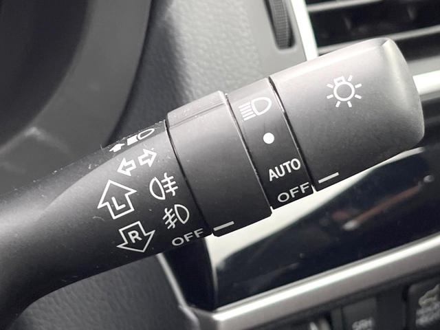 フォレスター ２．０ＸＴ　アイサイト　パワーバックドア　ルーフレール　純正ナビ　バックカメラ　ＥＴＣ　ドライブレコーダー　アイサイトＶｅｒ３　純正１８インチアルミホイール　ＬＥＤヘッドライト　パワーシート　シートヒーター　スマートキー（46枚目）