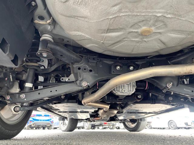 フォレスター プレミアム　革シート　ルーフレール　パワーバックドア　純正８型ビルトインナビ　アイサイトセイフティプラス　ＬＥＤアクセサリーライナー　メモリー機能付きパワーシート　純正１８インチアルミ　スマートキー（19枚目）