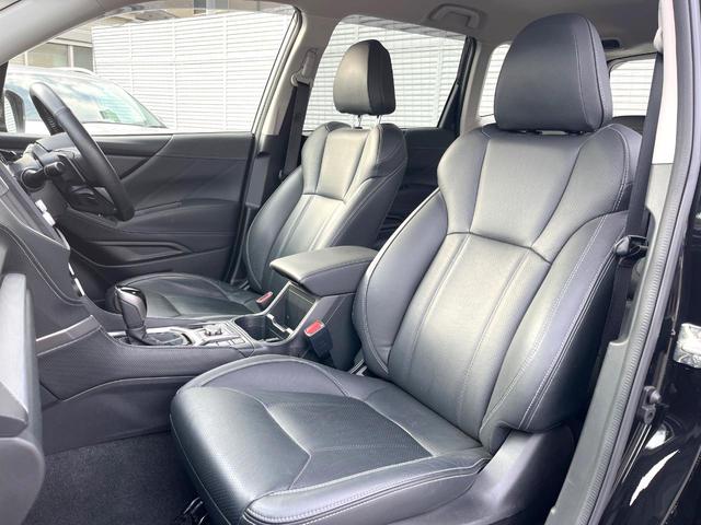 フォレスター プレミアム　革シート　ルーフレール　パワーバックドア　純正８型ビルトインナビ　アイサイトセイフティプラス　ＬＥＤアクセサリーライナー　メモリー機能付きパワーシート　純正１８インチアルミ　スマートキー（49枚目）