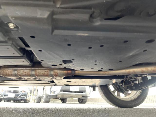 フォレスター プレミアム　革シート　ルーフレール　パワーバックドア　純正８型ビルトインナビ　アイサイトセイフティプラス　ＬＥＤアクセサリーライナー　メモリー機能付きパワーシート　純正１８インチアルミ　スマートキー（53枚目）