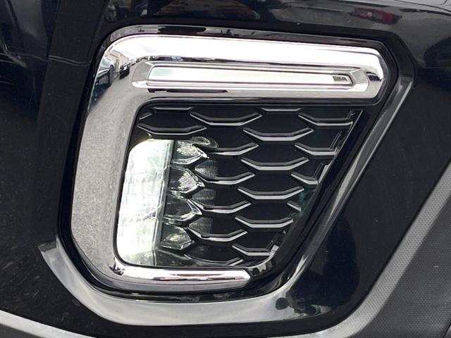 フォレスター プレミアム　革シート　ルーフレール　パワーバックドア　純正８型ビルトインナビ　アイサイトセイフティプラス　ＬＥＤアクセサリーライナー　メモリー機能付きパワーシート　純正１８インチアルミ　スマートキー（54枚目）