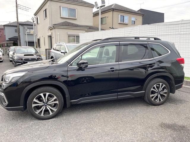 フォレスター プレミアム　革シート　ルーフレール　パワーバックドア　純正８型ビルトインナビ　アイサイトセイフティプラス　ＬＥＤアクセサリーライナー　メモリー機能付きパワーシート　純正１８インチアルミ　スマートキー（57枚目）