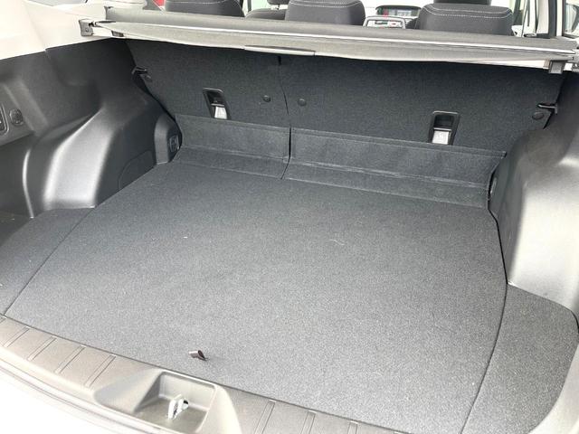 フォレスター ２．０ｉ－Ｓ　アイサイト　パワーバックドア　純正ナビ　バックカメラ　ＥＴＣ　オートライト　純正１８インチアルミホイール　パワーシート　シートヒーター　キーレスアクセス　プッシュスタート　アイサイトＶｅｒ２　オートエアコン（10枚目）