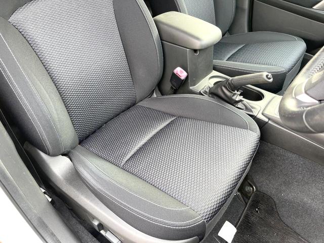 フォレスター ２．０ｉ－Ｓ　アイサイト　パワーバックドア　純正ナビ　バックカメラ　ＥＴＣ　オートライト　純正１８インチアルミホイール　パワーシート　シートヒーター　キーレスアクセス　プッシュスタート　アイサイトＶｅｒ２　オートエアコン（37枚目）