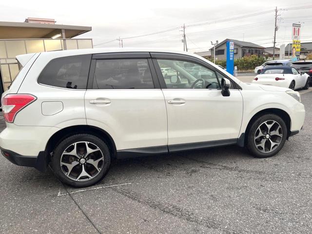 フォレスター ２．０ｉ－Ｓ　アイサイト　パワーバックドア　純正ナビ　バックカメラ　ＥＴＣ　オートライト　純正１８インチアルミホイール　パワーシート　シートヒーター　キーレスアクセス　プッシュスタート　アイサイトＶｅｒ２　オートエアコン（49枚目）