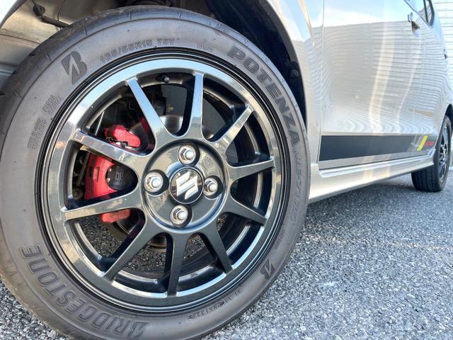 【純正アルミホイール】外観にマッチした純正アルミホイールを装着しております。各種社外アルミホイールや、スタッドレスタイヤも取扱いしております。是非ご相談ください♪
