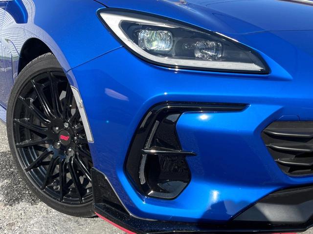 ＢＲＺ Ｓ　６ＭＴ　ＳＴＩエアロパッケージ　ＳＴＩコンプリートキット　ＳＴＩ製１８インチアルミ　ＬＥＤアクセサリーライナー　ＬＥＤヘッドライト　革巻きステアリング　クルーズコントロール　シートヒーター（49枚目）