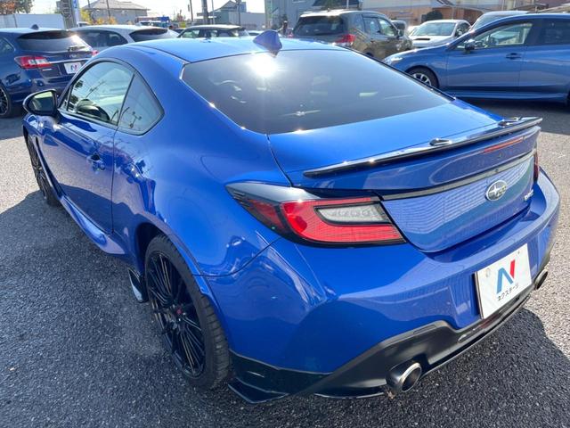 ＢＲＺ Ｓ　６ＭＴ　ＳＴＩエアロパッケージ　ＳＴＩコンプリートキット　ＳＴＩ製１８インチアルミ　ＬＥＤアクセサリーライナー　ＬＥＤヘッドライト　革巻きステアリング　クルーズコントロール　シートヒーター（51枚目）