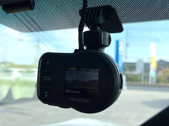 ８６ ＧＴ　６ＭＴ　モデリスタエアロ　フジツボ製マフラー　ヴァレンティ製テールランプ　ＨＩＤヘッド　純正１７インチアルミ　革巻きステアリング　純正ナビ　バックカメラ　デュアルオートエアコン　スマートキー（29枚目）