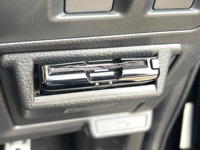 フォレスター ２．０ＸＴ　アイサイト　純正ＳＤナビ　バックカメラ　ＥＴＣ　ドライブレコーダー　パワーシート　シートヒーター　純正１８インチアルミホイール　キーレスアクセス　プッシュスタート　ＬＥＤヘッドライト　Ｂｌｕｅｔｏｏｔｈ（6枚目）