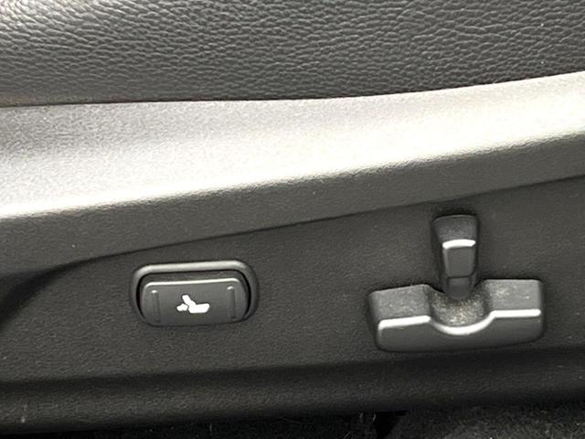 レガシィツーリングワゴン ２．５ｉアイサイト　Ｓパッケージ　後期Ｄ型　ナビ　バックカメラ　ＥＴＣ　ＨＩＤヘッドライト　純正１８インチアルミホイール　キーレスアクセス　プッシュスタート　ビルシュタインダンパー　アイドリングストップ　Ｓ－Ｉドライブ（21枚目）