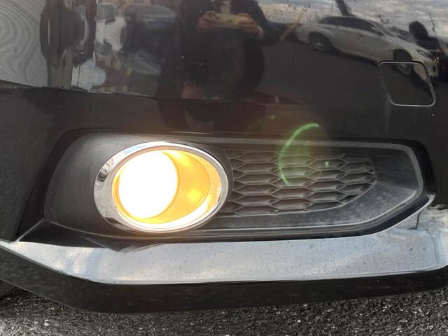 レガシィツーリングワゴン ２．５ｉアイサイト　Ｓパッケージ　後期Ｄ型　ナビ　バックカメラ　ＥＴＣ　ＨＩＤヘッドライト　純正１８インチアルミホイール　キーレスアクセス　プッシュスタート　ビルシュタインダンパー　アイドリングストップ　Ｓ－Ｉドライブ（26枚目）