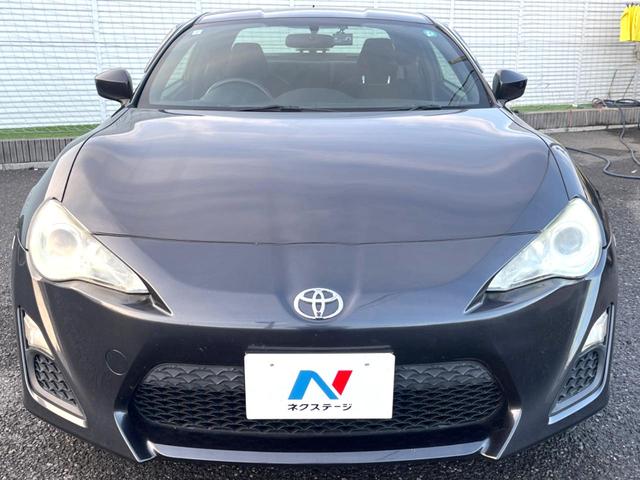 ８６ Ｇ　純正ＳＤナビ　バックカメラ　ＥＴＣ　ドライブレコーダー　純正１６インチアルミホイール　Ｂｌｕｅｔｏｏｔｈ　ＣＤ　ＤＶＤ再生　地デジ　パドルシフト（13枚目）