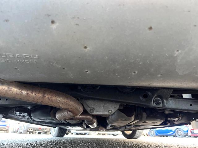 ８６ Ｇ　純正ＳＤナビ　バックカメラ　ＥＴＣ　ドライブレコーダー　純正１６インチアルミホイール　Ｂｌｕｅｔｏｏｔｈ　ＣＤ　ＤＶＤ再生　地デジ　パドルシフト（18枚目）