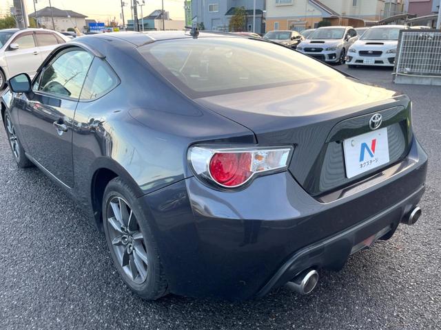 ８６ Ｇ　純正ＳＤナビ　バックカメラ　ＥＴＣ　ドライブレコーダー　純正１６インチアルミホイール　Ｂｌｕｅｔｏｏｔｈ　ＣＤ　ＤＶＤ再生　地デジ　パドルシフト（26枚目）