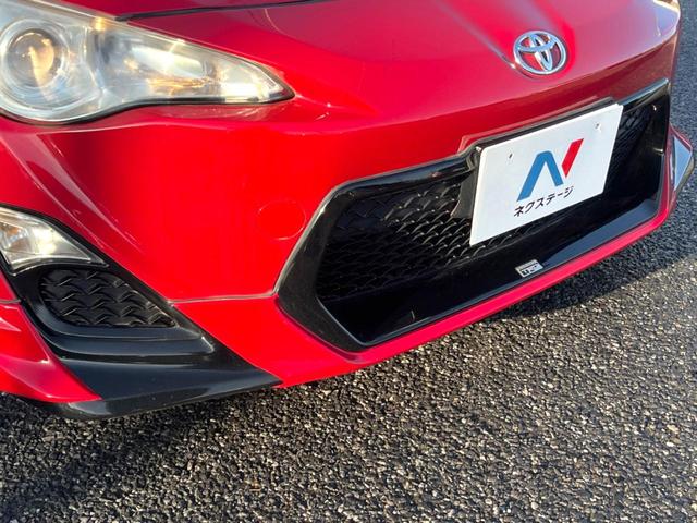 ８６ Ｇ　ＴＲＤエアロ　純正ＳＤナビ　バックカメラ　ＥＴＣ　純正１６インチアルミホイール　Ｂｌｕｅｔｏｏｔｈ　ＣＤ　ＤＶＤ再生　パドルシフト（3枚目）