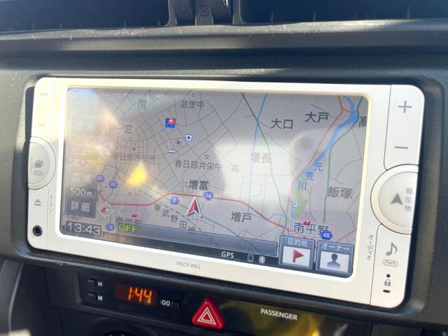 ８６ Ｇ　ＴＲＤエアロ　純正ＳＤナビ　バックカメラ　ＥＴＣ　純正１６インチアルミホイール　Ｂｌｕｅｔｏｏｔｈ　ＣＤ　ＤＶＤ再生　パドルシフト（4枚目）