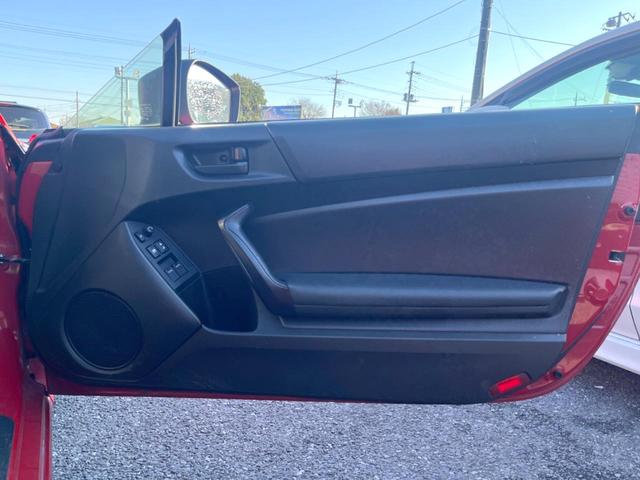 ８６ Ｇ　ＴＲＤエアロ　純正ＳＤナビ　バックカメラ　ＥＴＣ　純正１６インチアルミホイール　Ｂｌｕｅｔｏｏｔｈ　ＣＤ　ＤＶＤ再生　パドルシフト（27枚目）