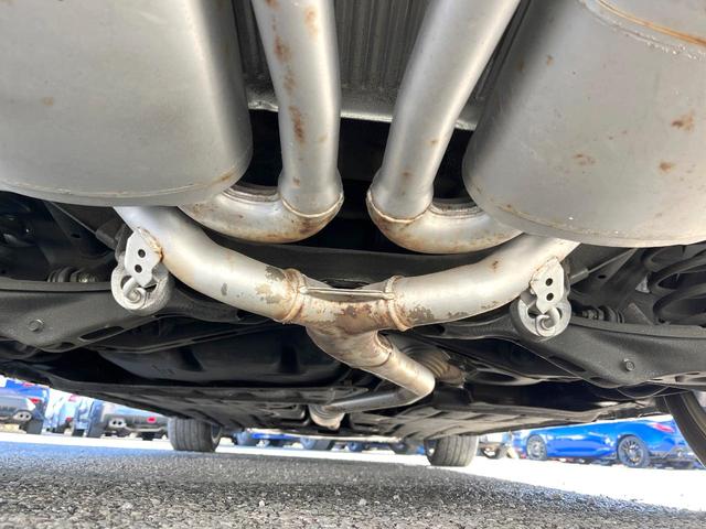 シビック ハッチバック　ホンダセンシング　６速ＭＴ　純正ナビ　ＥＴＣ　ドライブレコーダー　ＬＥＤヘッドライト　純正１８インチアルミホイール　シートヒーター　スマートキー　アイドリングストップ　オートライト　オートエアコン　革巻きステアリング（19枚目）