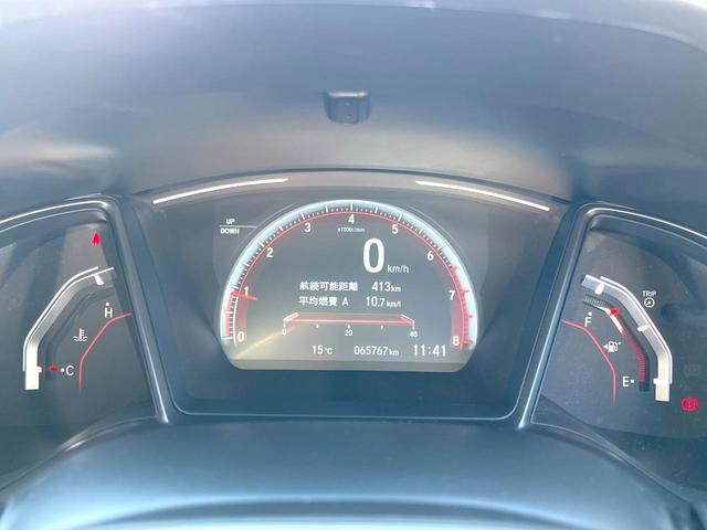 シビック ハッチバック　ホンダセンシング　６速ＭＴ　純正ナビ　ＥＴＣ　ドライブレコーダー　ＬＥＤヘッドライト　純正１８インチアルミホイール　シートヒーター　スマートキー　アイドリングストップ　オートライト　オートエアコン　革巻きステアリング（53枚目）