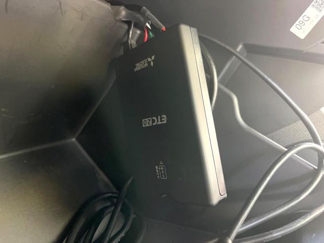 BRZ S リアスポイラー 純正ナビ バックカメラ ETC ドライブレコーダー クルーズコントロール LEDヘッドライト 純正18インチアルミホイール キーレスアクセス プッシュスタート デュアルオートエアコン(41枚目)