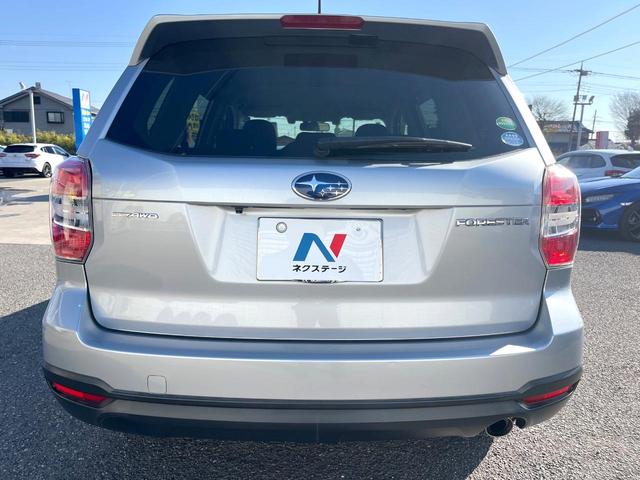 フォレスター 2.0i-L アイサイト パワーシート キーレスアクセス プッシュスタート オートライト シートヒーター ルーフレール 純正ナビ バックカメラ ETC アイサイトVer2 純正17インチアルミホイール HIDヘッドライト(15枚目)