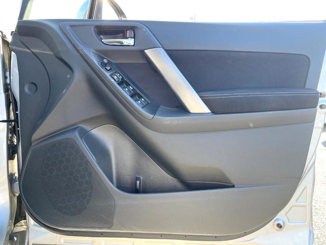 フォレスター 2.0i-L アイサイト パワーシート キーレスアクセス プッシュスタート オートライト シートヒーター ルーフレール 純正ナビ バックカメラ ETC アイサイトVer2 純正17インチアルミホイール HIDヘッドライト(34枚目)