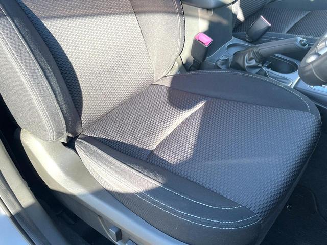 フォレスター 2.0i-L アイサイト パワーシート キーレスアクセス プッシュスタート オートライト シートヒーター ルーフレール 純正ナビ バックカメラ ETC アイサイトVer2 純正17インチアルミホイール HIDヘッドライト(36枚目)