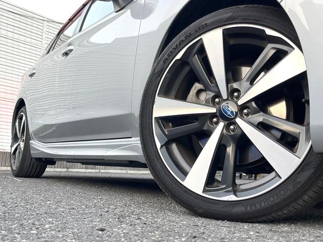 インプレッサスポーツ 2.0i-Sアイサイト アイサイトセイフティプラス 純正ナビ バックカメラ ETC ドライブレコーダー LEDヘッドライト 純正18インチアルミホイール パワーシート デュアルオートエアコン スマートキー 電動格納ミラー(13枚目)