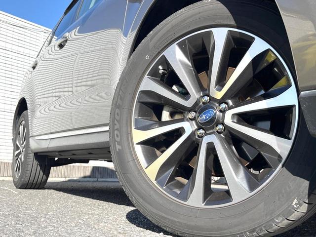 フォレスター 2.0XT アイサイト LEDアクセサリーライナー 純正ナビ LEDヘッドライト 革巻きステアリング 純正18インチアルミ ハーフレザーシート 前後席シートヒーター パワーシート アダプティブクルーズコントロール(13枚目)