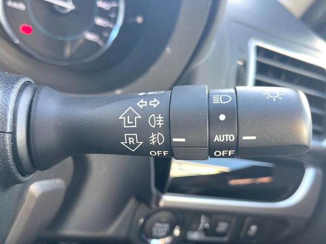 フォレスター 2.0XT アイサイト LEDアクセサリーライナー 純正ナビ LEDヘッドライト 革巻きステアリング 純正18インチアルミ ハーフレザーシート 前後席シートヒーター パワーシート アダプティブクルーズコントロール(28枚目)