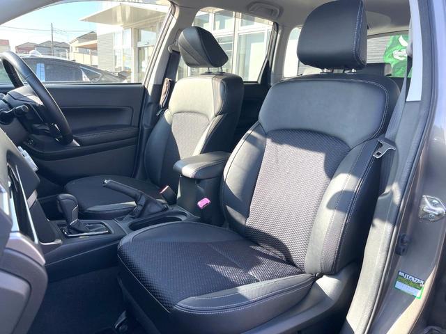 フォレスター 2.0XT アイサイト LEDアクセサリーライナー 純正ナビ LEDヘッドライト 革巻きステアリング 純正18インチアルミ ハーフレザーシート 前後席シートヒーター パワーシート アダプティブクルーズコントロール(41枚目)