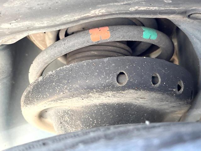 WRX S4 2.0GTアイサイト STIフロントリップ LEDヘッドライト 革巻きステアリング 純正18インチアルミホイール パドルシフト アダプティブクルーズコントロール スマートキー アイサイト ターボ 4WD(19枚目)