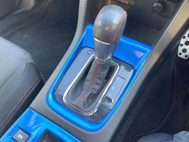 WRX S4 2.0GTアイサイト STIフロントリップ LEDヘッドライト 革巻きステアリング 純正18インチアルミホイール パドルシフト アダプティブクルーズコントロール スマートキー アイサイト ターボ 4WD(22枚目)