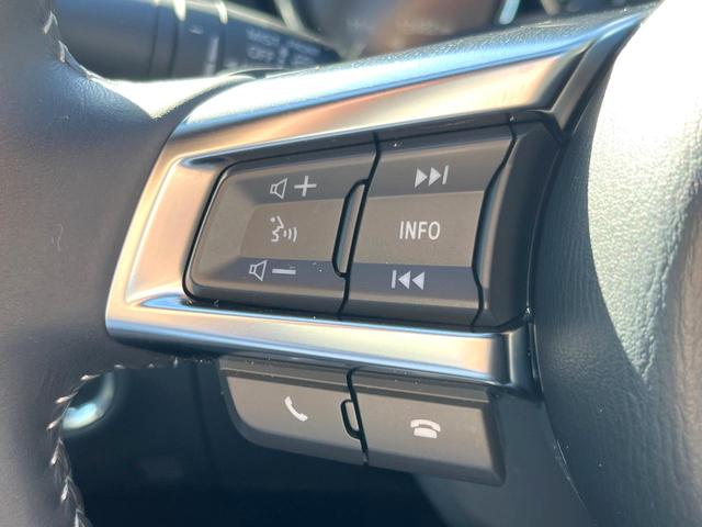 ロードスターRF VS マツダコネクトディスプレイ BOSEサウンド 衝突被害軽減システム LEDヘッドライト 革巻きステアリング 純正17インチアルミ 黒革シート クルーズコントロール シートヒーター パドルシフト(27枚目)